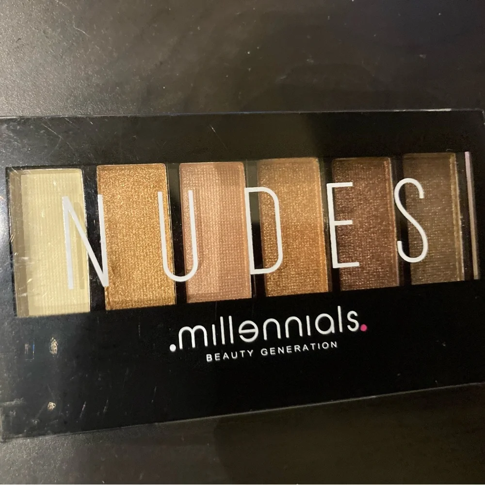 Millennials Beauty Generation Nudes Eyeshadow Palette NWT